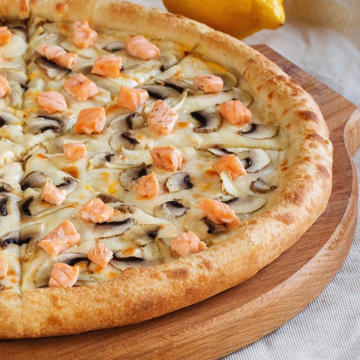 Лосось с грибами